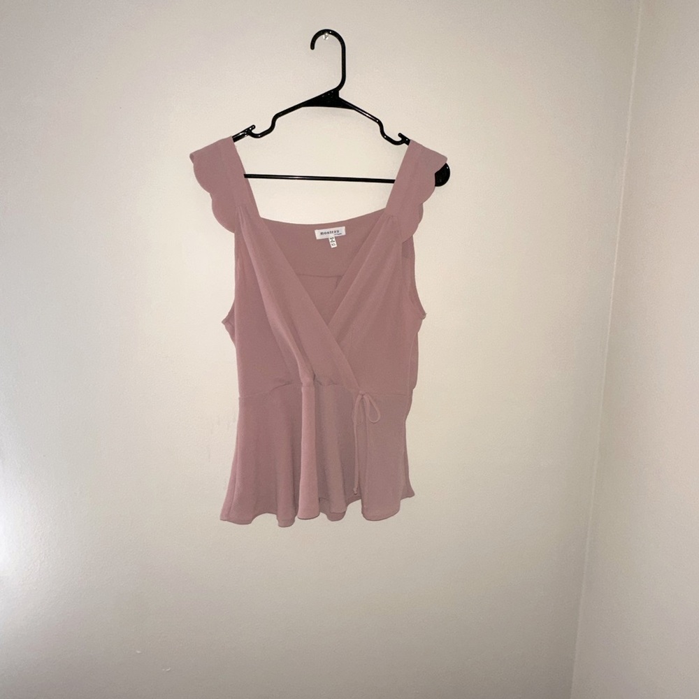 Scalloped short sleeve blouse